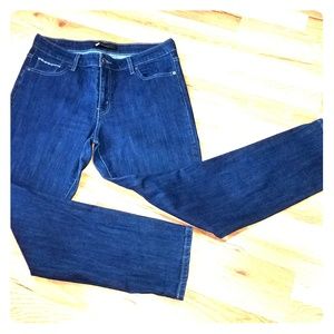 Levi's mid rise skinny jeans